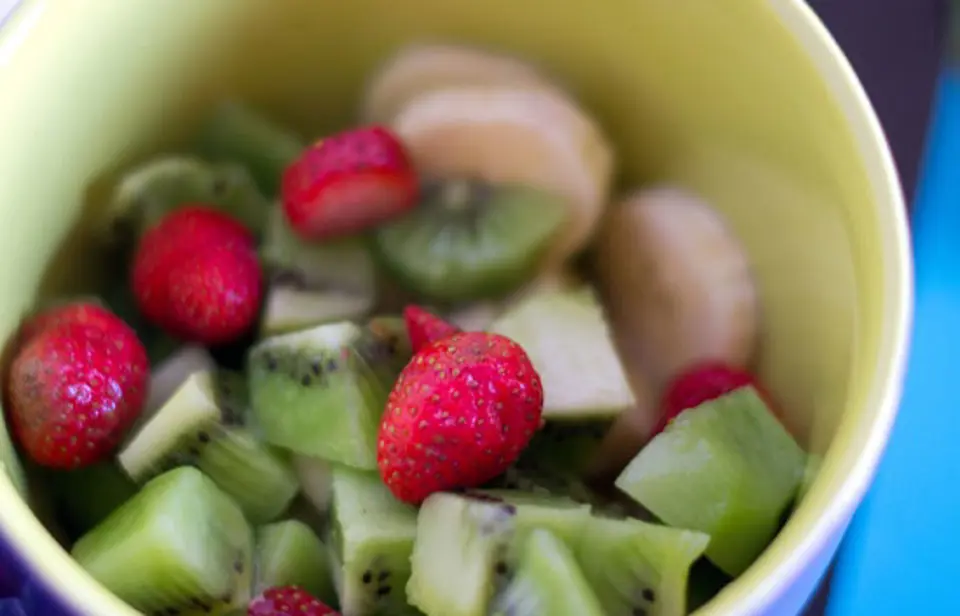 Cách làm salad trái cây mùa hè ngon tuyệt