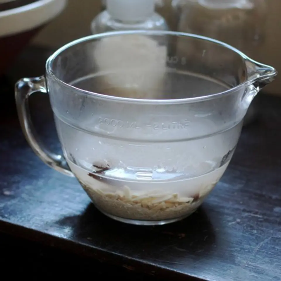 Cách làm sữa gạo Horchata giải khát ngày hè