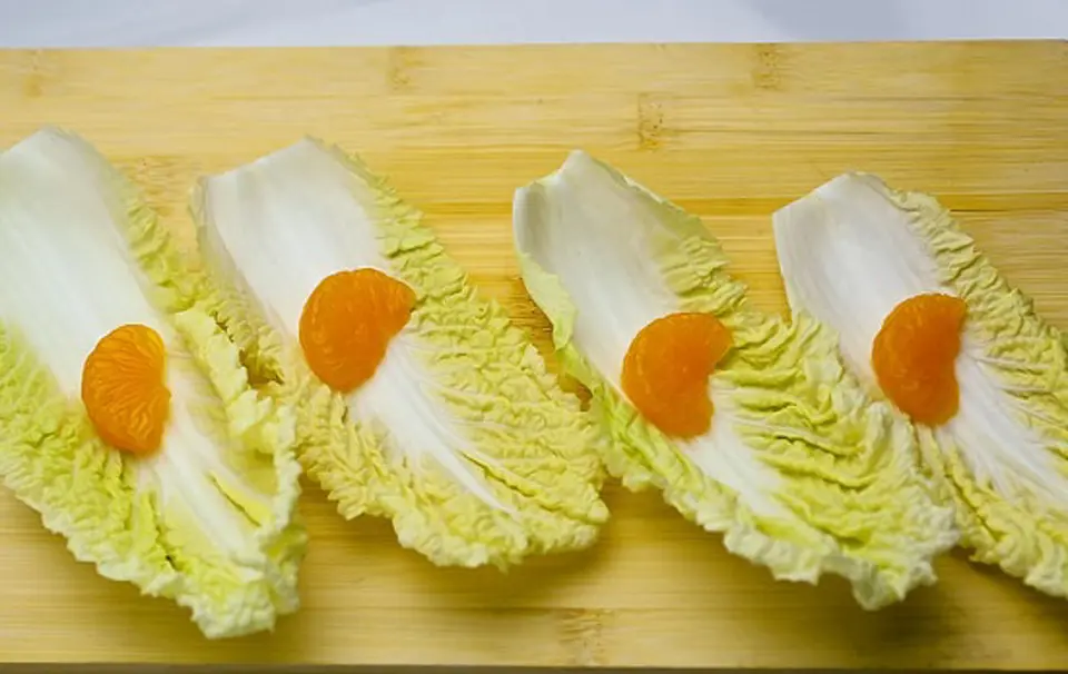 Hướng dẫn 3 cách làm salad cải thảo tuyệt ngon