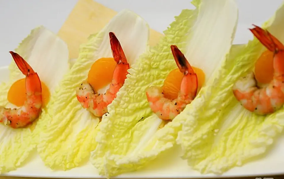 Hướng dẫn 3 cách làm salad cải thảo tuyệt ngon