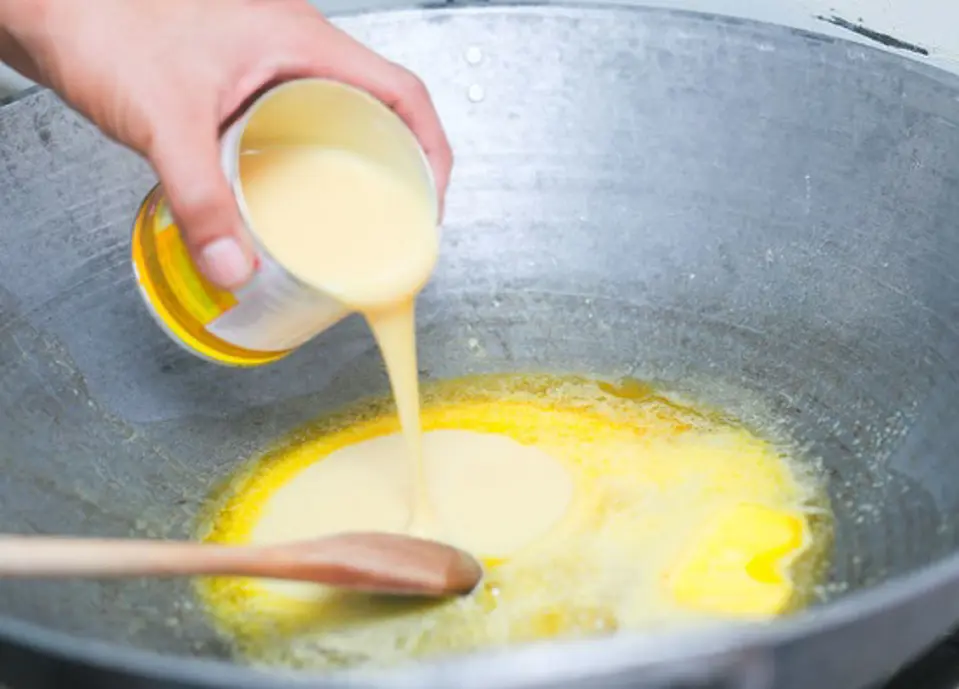 Cách làm bánh khoai lang tím không cần lò nướng