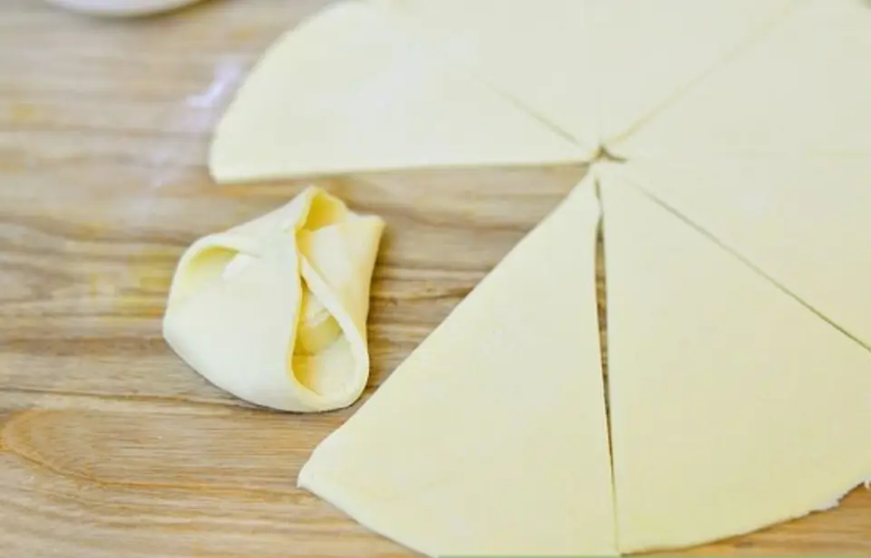 Cách làm bánh sủi cảo phô mai đặc biệt
