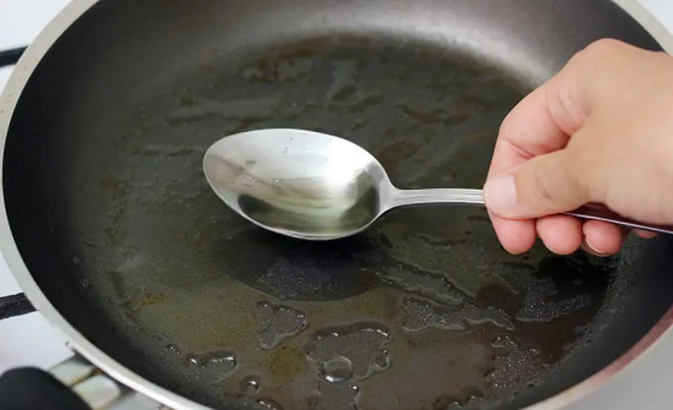 Cách làm cơm rang thịt gà đơn giản
