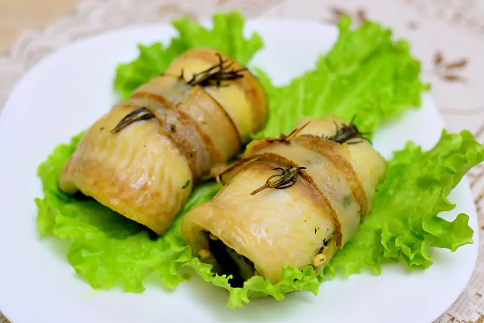 Cách làm món cá phi lê nhồi rau củ nướng