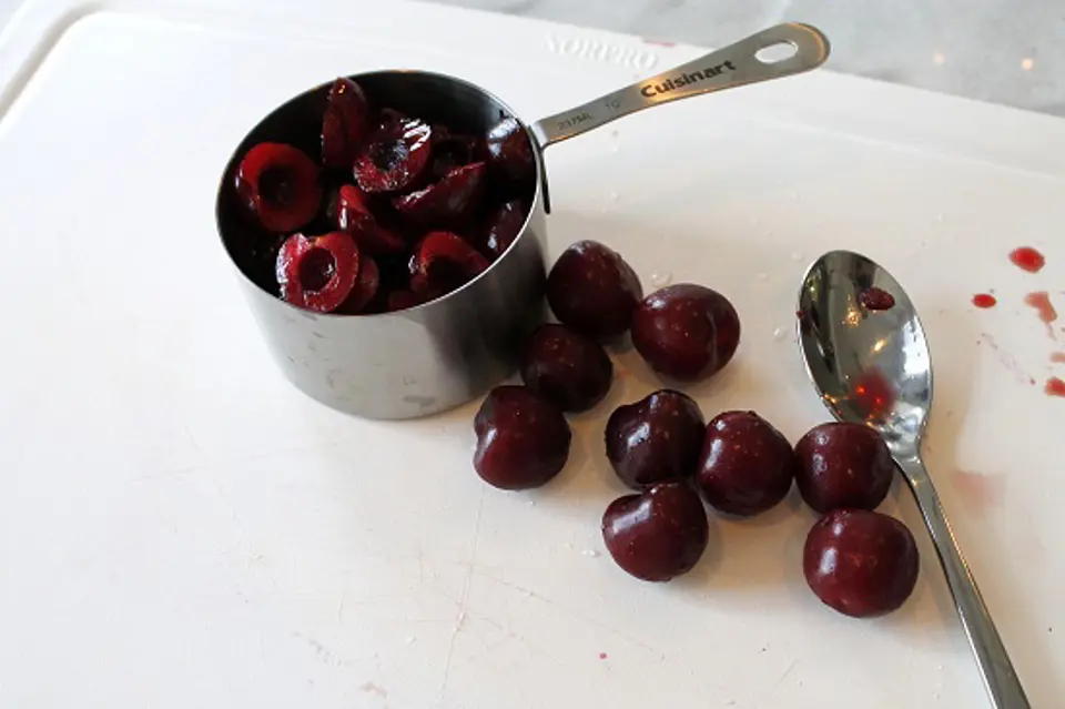 Cách làm Sangria dưa hấu với quả cherry hoàn hảo cho mùa hè Cách làm Sangria dưa hấu với quả cherry hoàn hảo cho mùa hè
