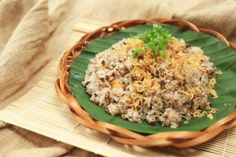 Cách làm xôi mặn cho bữa ăn sáng