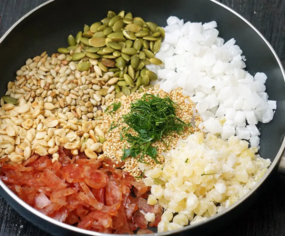 Cách làm bánh trung thu nhân thập cẩm truyền thống