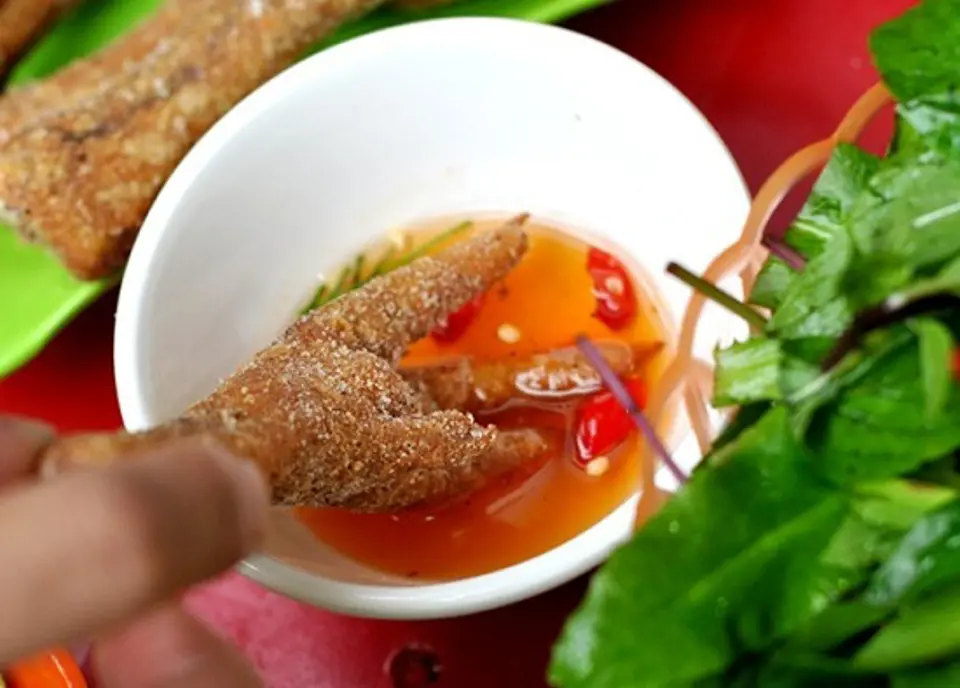 Cách làm chân gà rang muối thơm ngon