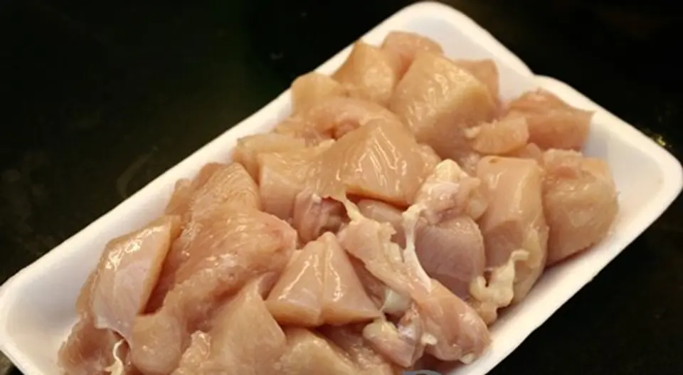 Cách nấu canh củ cải ngọt chả gà lạ miệng