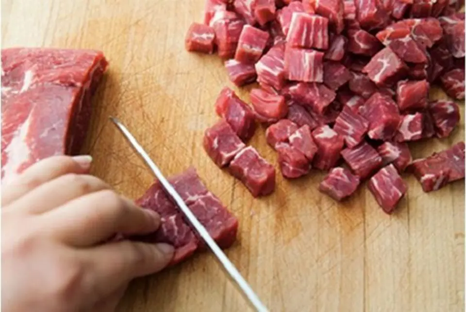 Cách làm bò hầm xì dầu tuyệt ngon