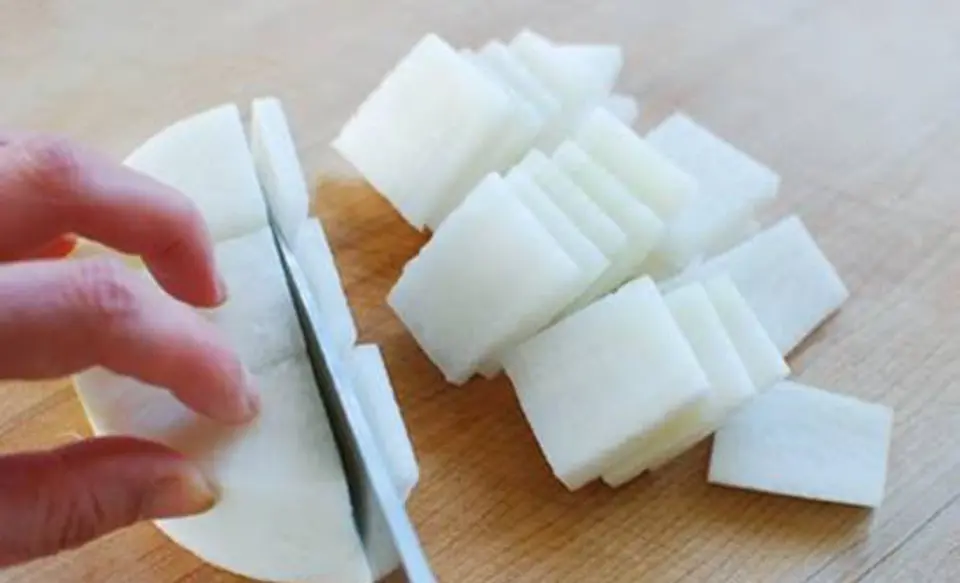 Cách làm chả cá xiên Hàn Quốc nóng hổi