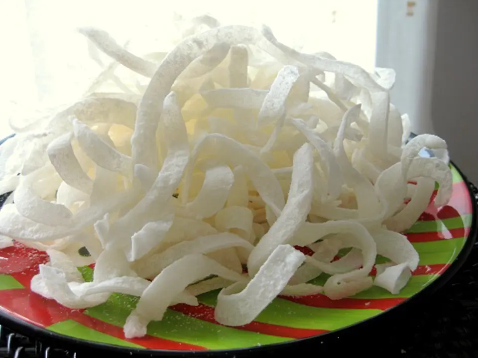 Cách làm mứt dừa thơm ngon đơn giản tại nhà