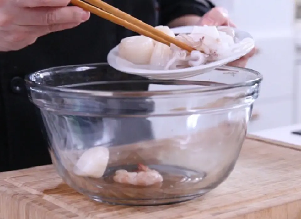 Cách làm mỳ Ý hải sản ngon chuẩn vị nhà hàng