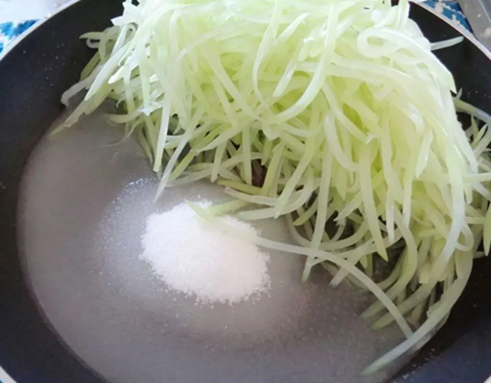 Cách làm mứt đu đủ xanh thái sợi
