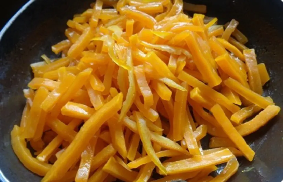 Cách làm mứt bí đỏ miếng