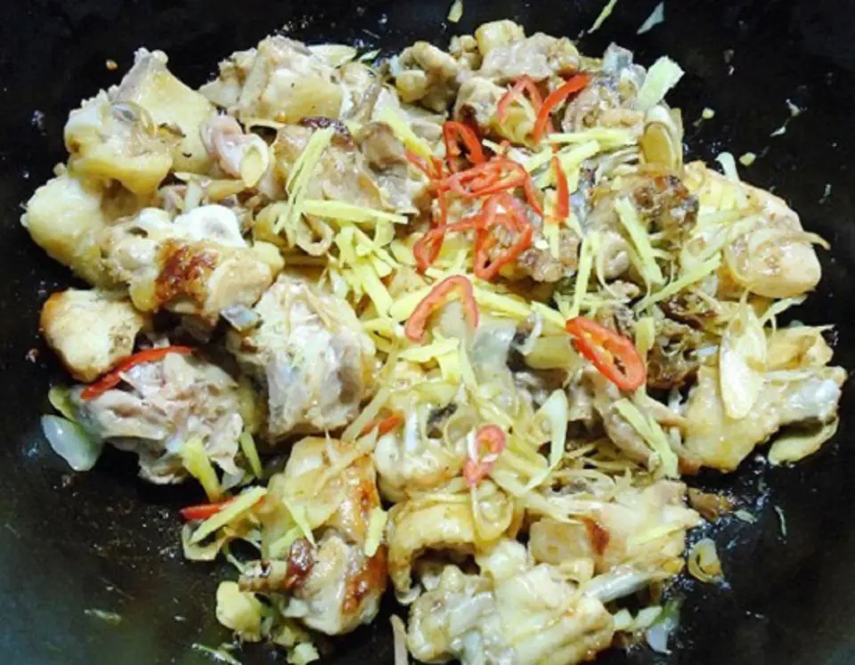 Cách nấu lẩu gà lá giang bổ dưỡng