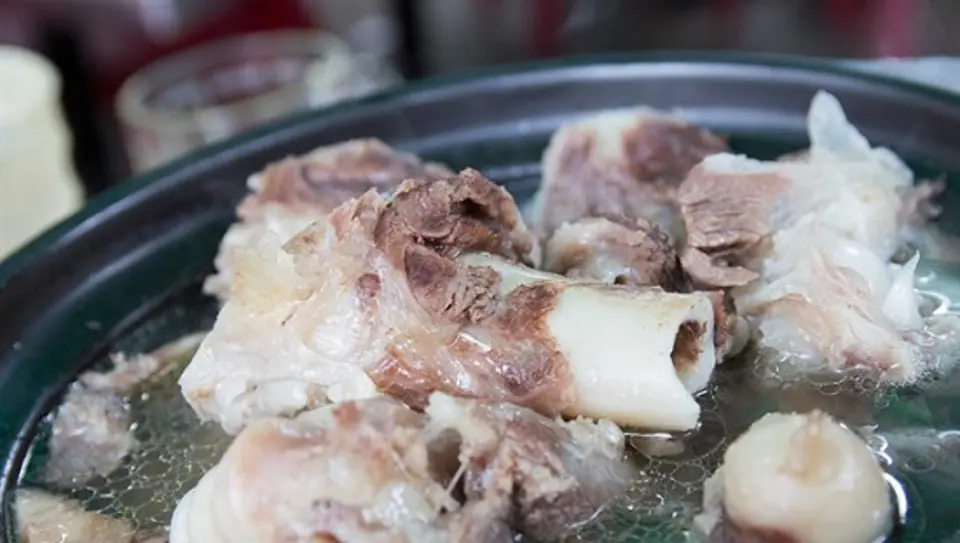 Cách nấu lẩu nấm ngon rẻ tại nhà