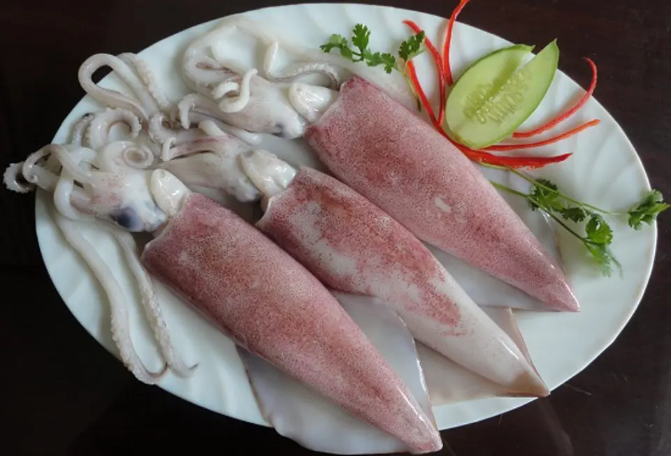Cách làm gỏi mực kiểu Thái ngon miễn chê