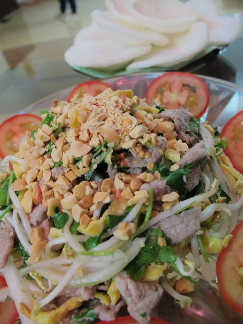 Cách làm bò tái me chua cay cho cả nhà thưởng thức
