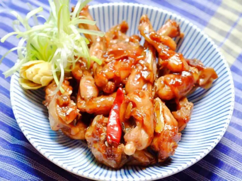 Gợi ý cách nấu ếch om coca lạ miệng cho cả nhà