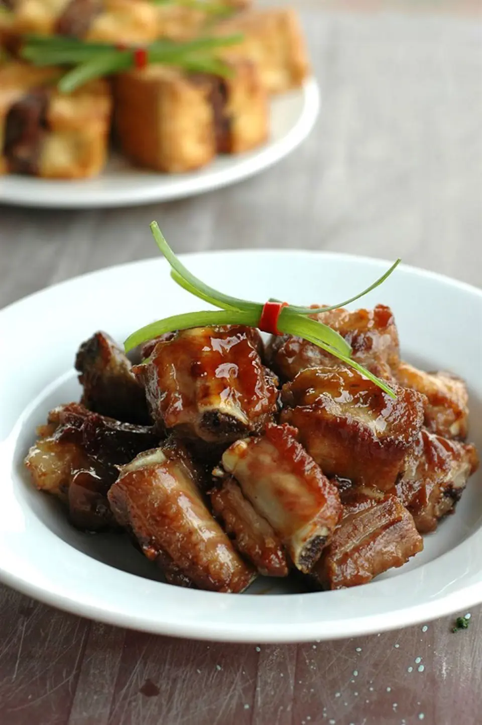 Cách làm sườn ram mặn ngọt đậm đà đưa cơm