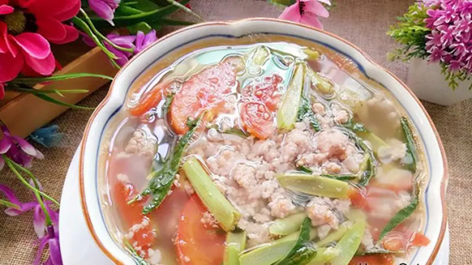 Cách nấu canh sấu thịt băm rau rút chua mát đưa cơm