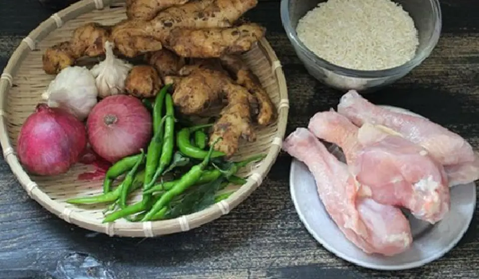 Cách làm cơm gà tay cầm thơm ngon đậm đà
